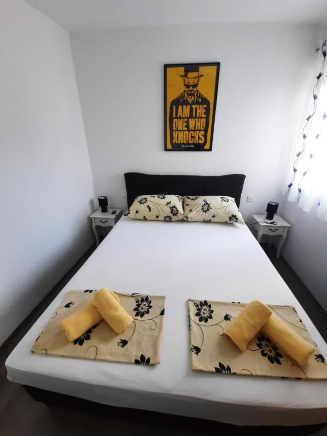 Apartamento Apartman The Godfather Makarska Exterior foto